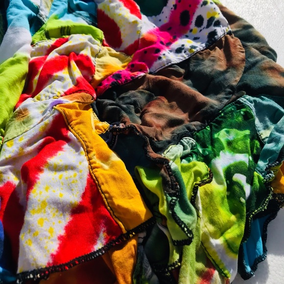 Indonesian Patchwork Handmade Mini Skirt ✨2x Host Pick✨ - Picture 9 of 13